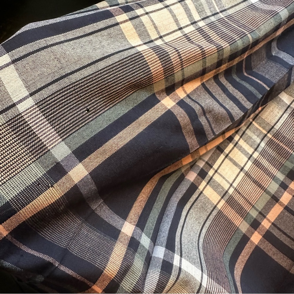 Vintage Pendleton Size 12 Black Brown Plaid Fall Designer 100% Virgin Wool - Picture 4 of 9